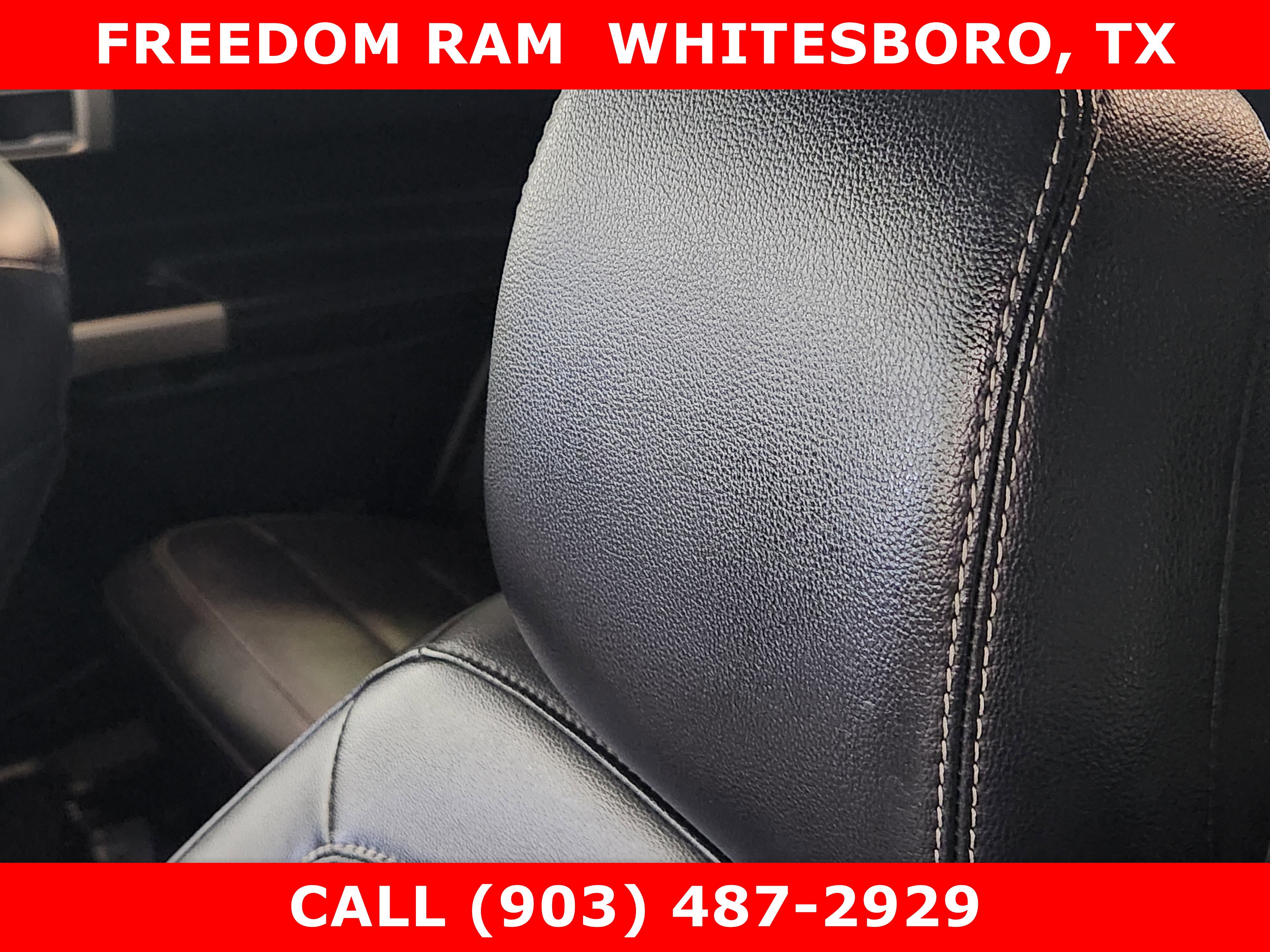 Used 2024 Ford Explorer Limited AWD/4WD image 10