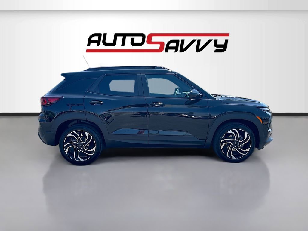 Used 2024 Chevrolet TrailBlazer RS w/ Driver Confidence Package image 8