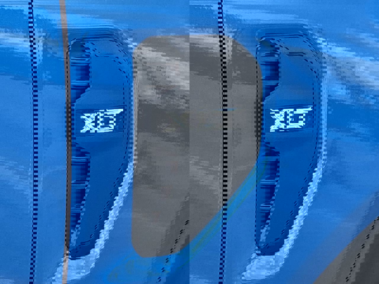 Used 2025 Ford Ranger XLT w/ Equipment Group 301A High image 8