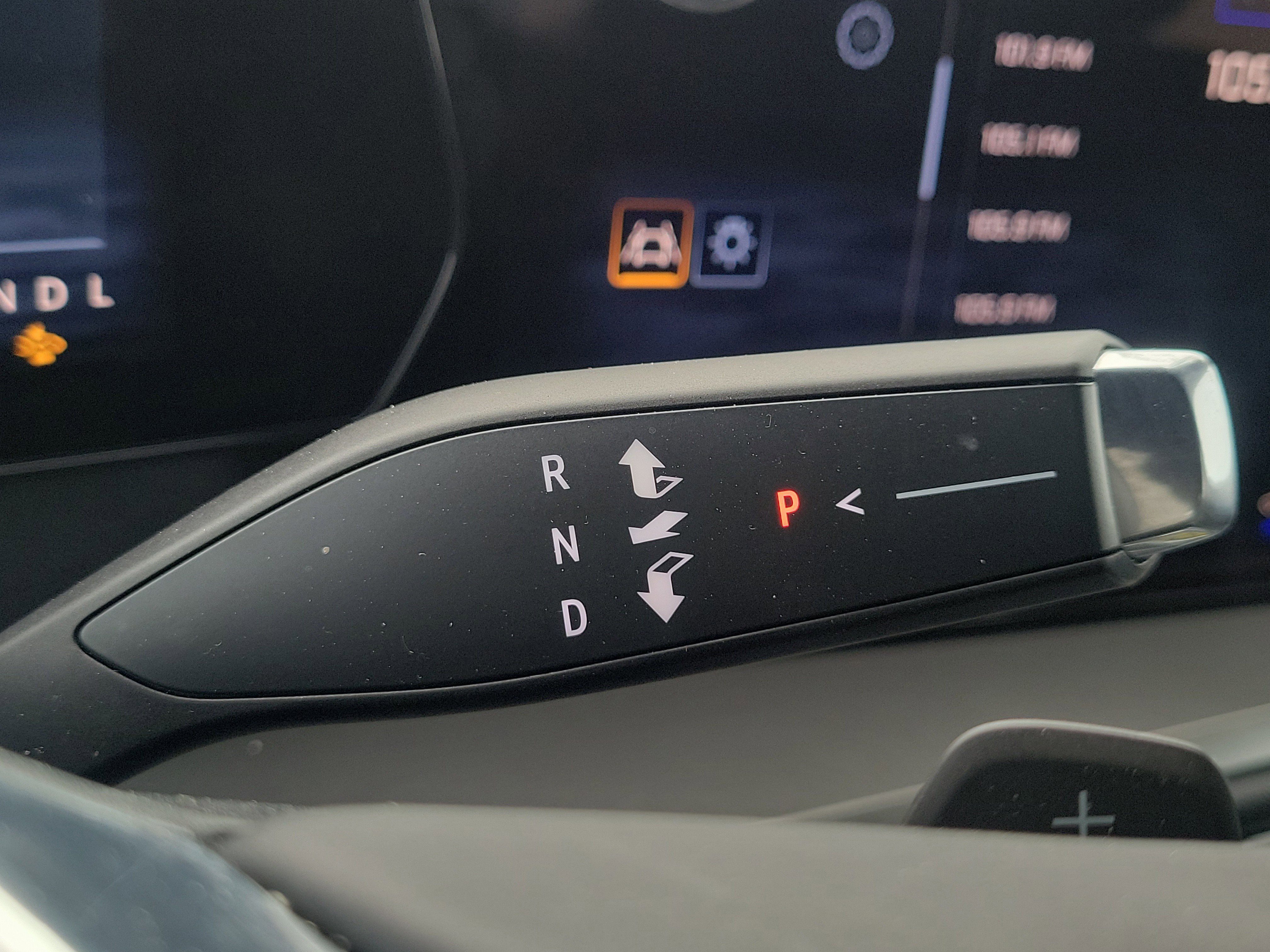 Used 2024 Chevrolet Traverse LT image 31