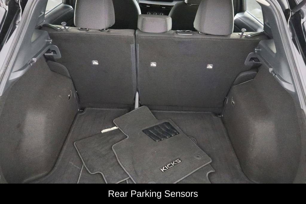 Used 2025 Nissan Kicks S w/ Charging Package image 10