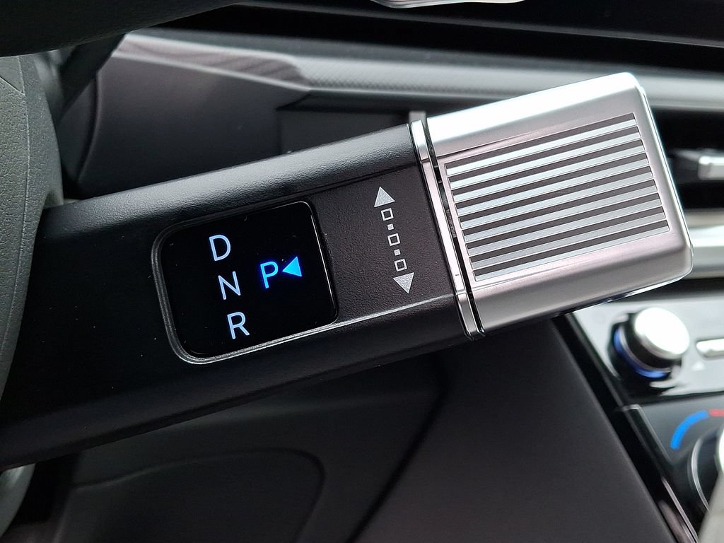 New 2026 Hyundai Santa Fe SE FWD image 10