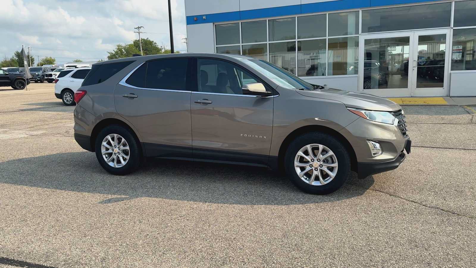 Certified 2019 Chevrolet Equinox LT FWD image 2