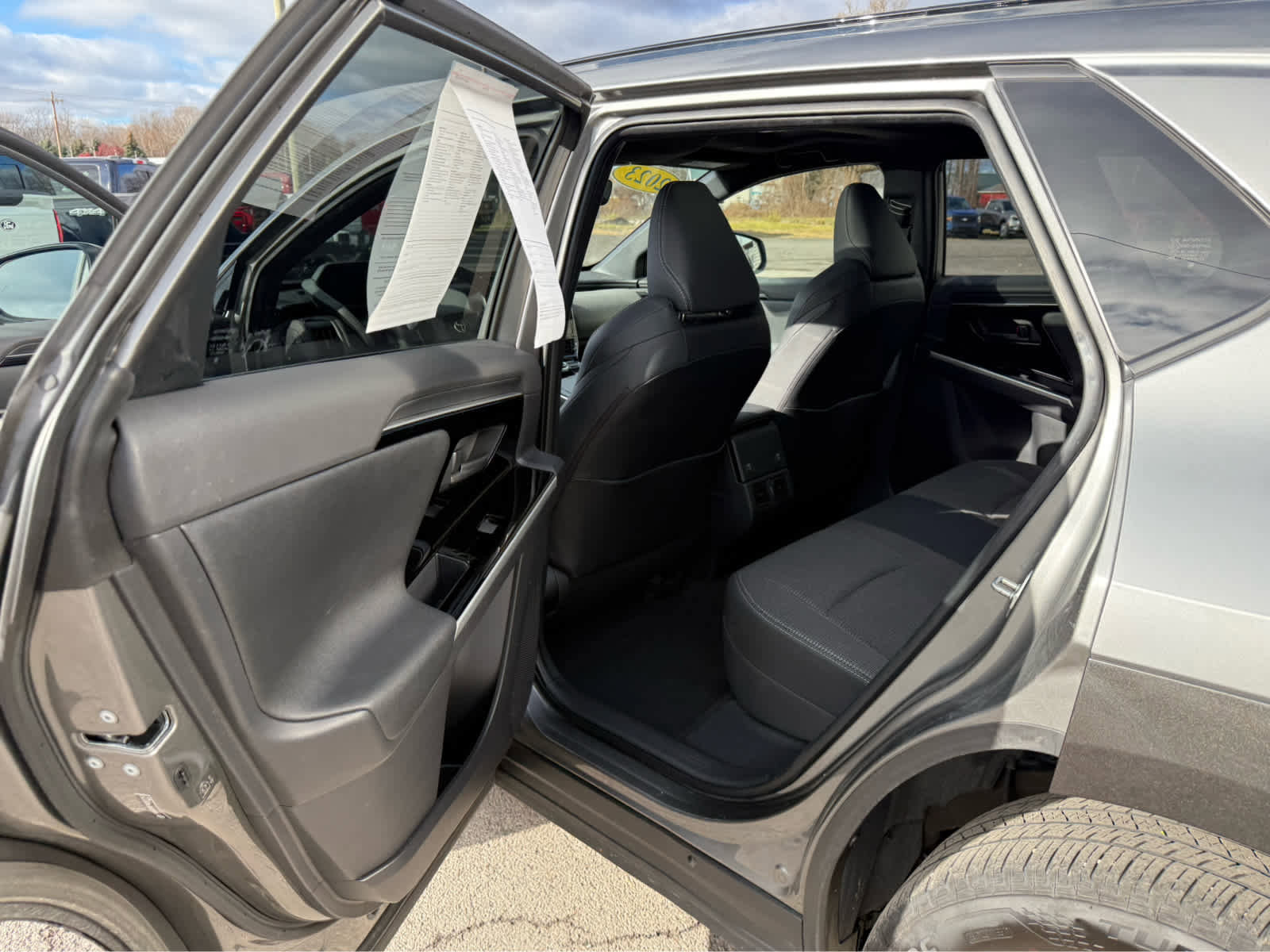 Used 2023 Toyota bZ4X XLE image 14