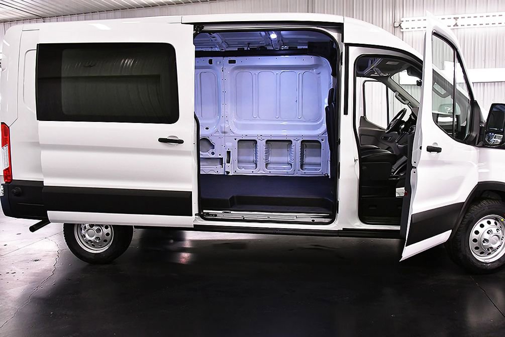 New 2026 Ford Transit 250 148 Medium Roof Extended AWD image 27