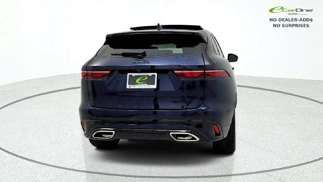Used 2025 Jaguar F-PACE R-Dynamic S AWD/4WD image 8