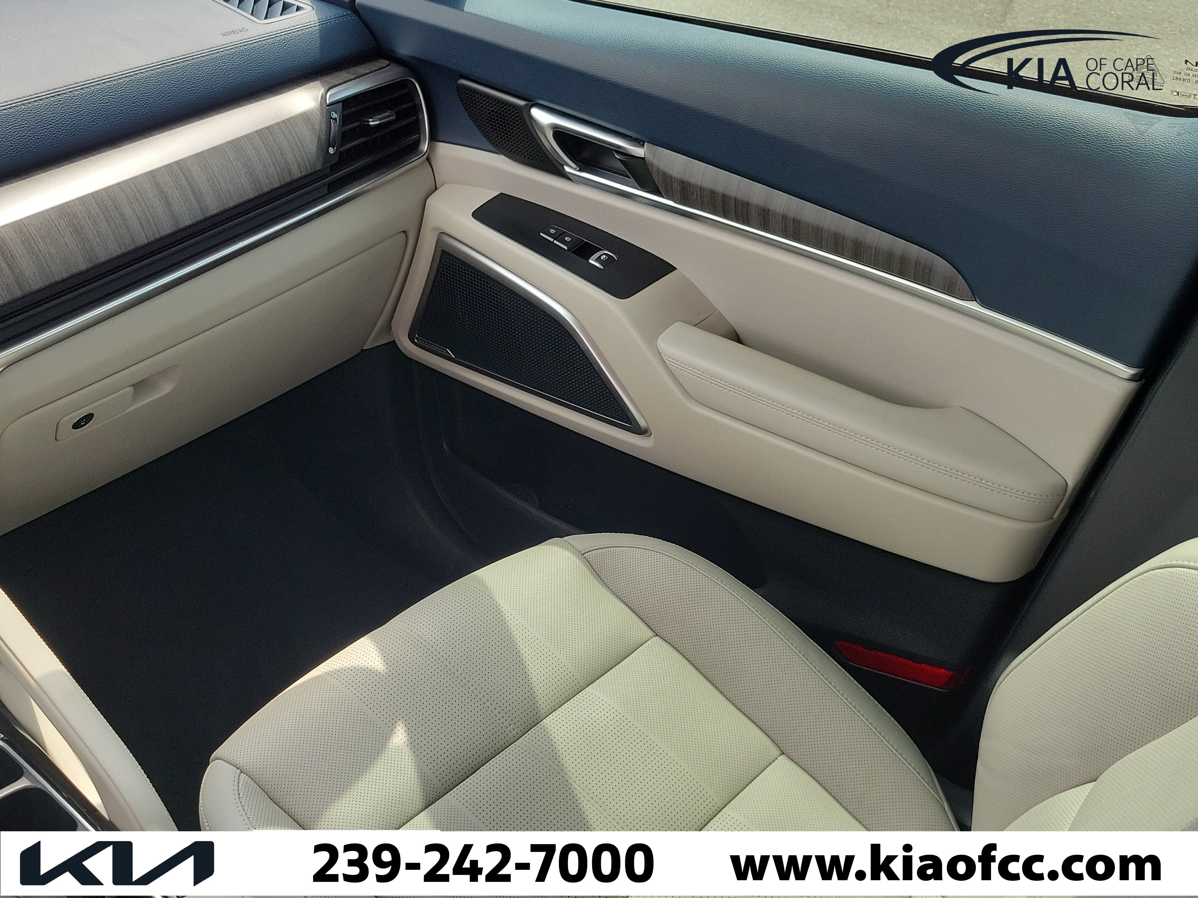 Certified 2025 Kia Telluride EX FWD image 18