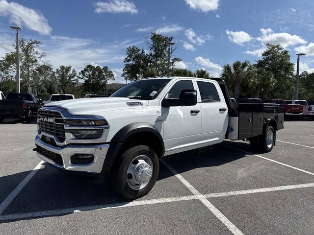New 2026 RAM 5500 Tradesman AWD/4WD image 9