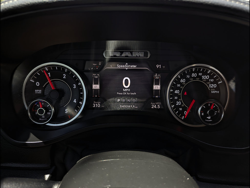 Used 2020 RAM 1500 Laramie AWD/4WD image 2