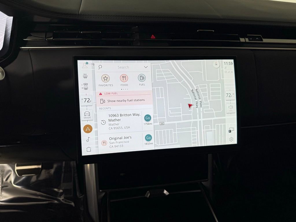 Used 2024 Land Rover Range Rover SE image 14