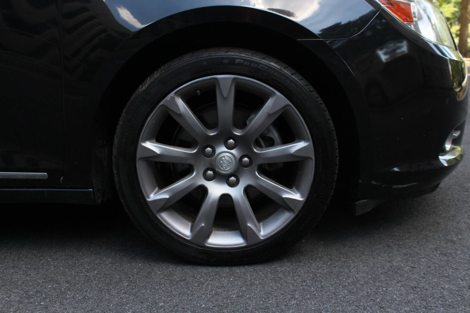 Used 2013 Buick LaCrosse Touring FWD image 4