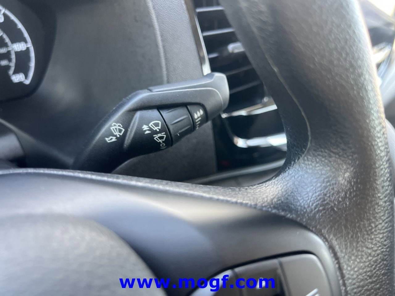 Used 2024 Ford Transit 350 XLT image 12