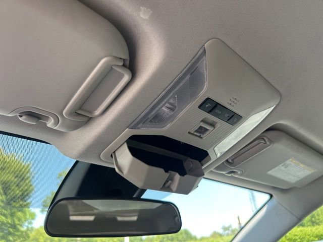 Used 2023 Toyota RAV4 XLE FWD image 33