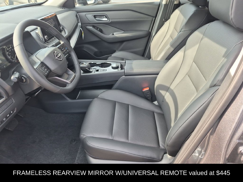 New 2026 Nissan Rogue Dark Armor AWD/4WD image 6