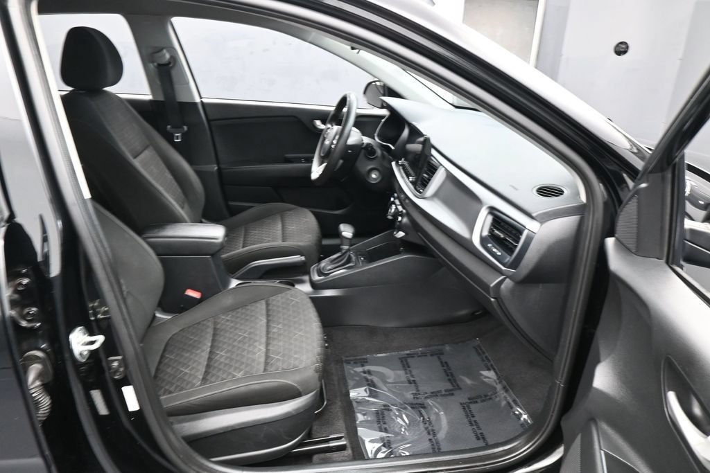 Used 2023 Kia Rio S FWD image 33