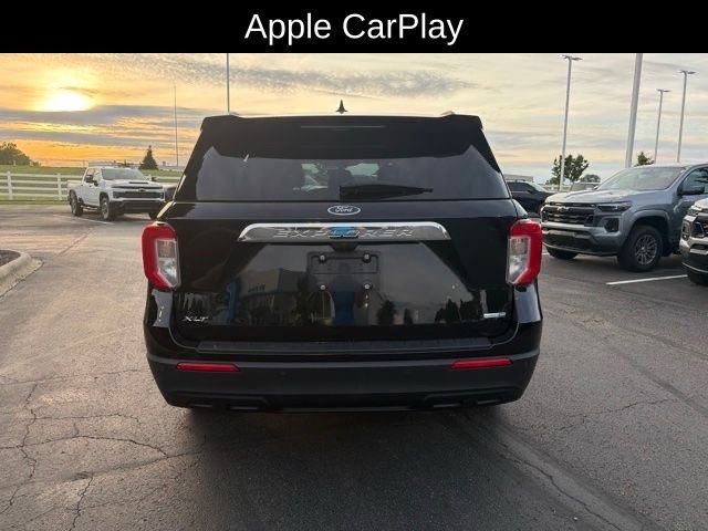 Used 2020 Ford Explorer XLT AWD/4WD image 3