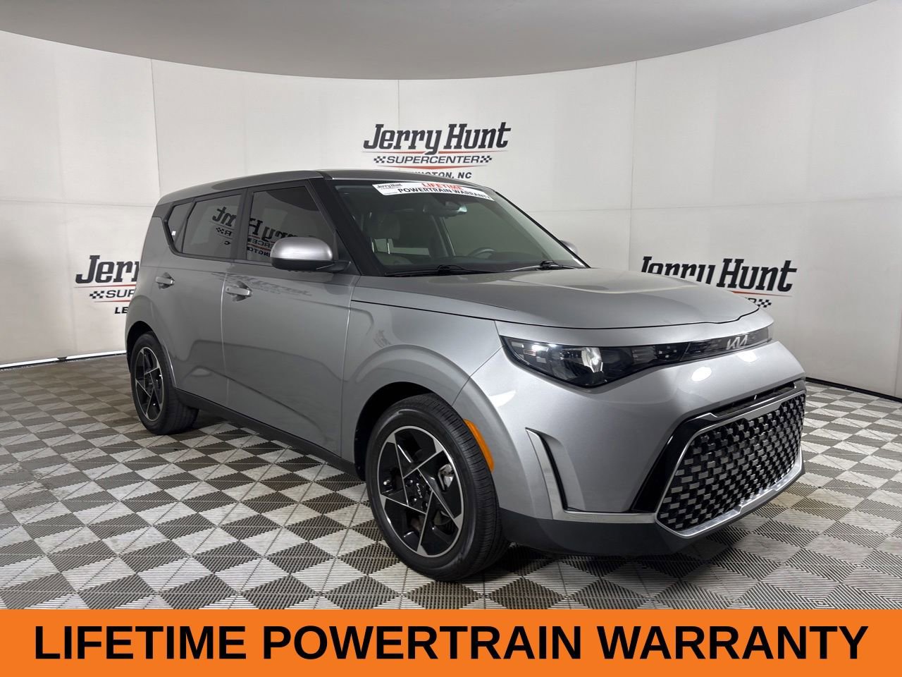 Used 2024 Kia Soul EX FWD image 4
