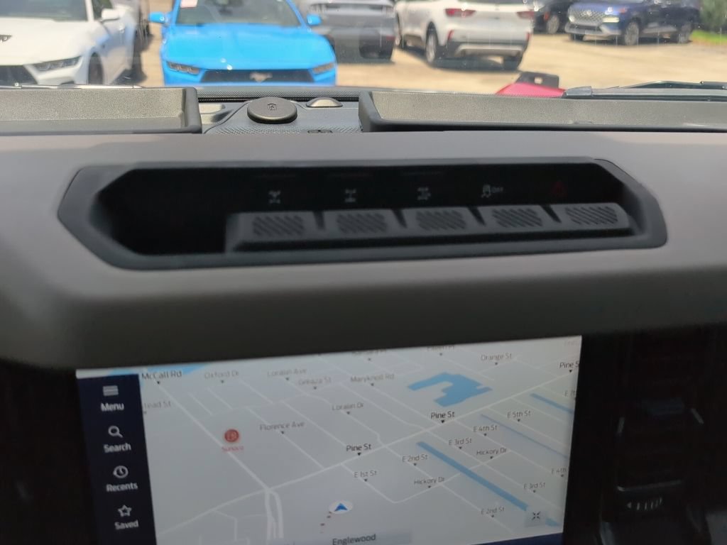 Certified 2022 Ford Bronco Wildtrak AWD/4WD image 17
