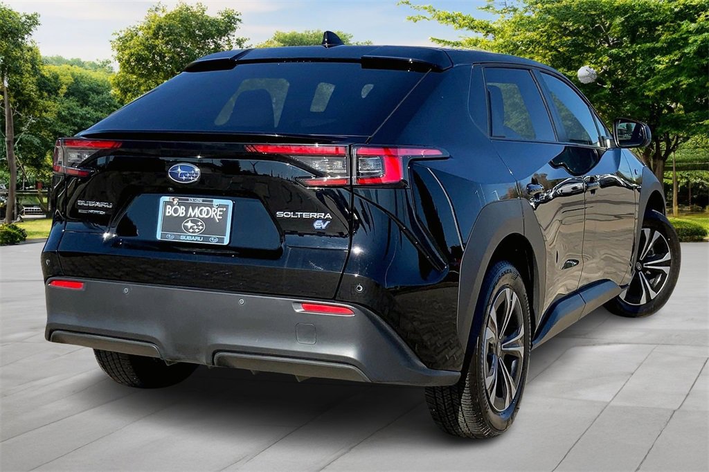 Used 2023 Subaru Solterra Premium image 6