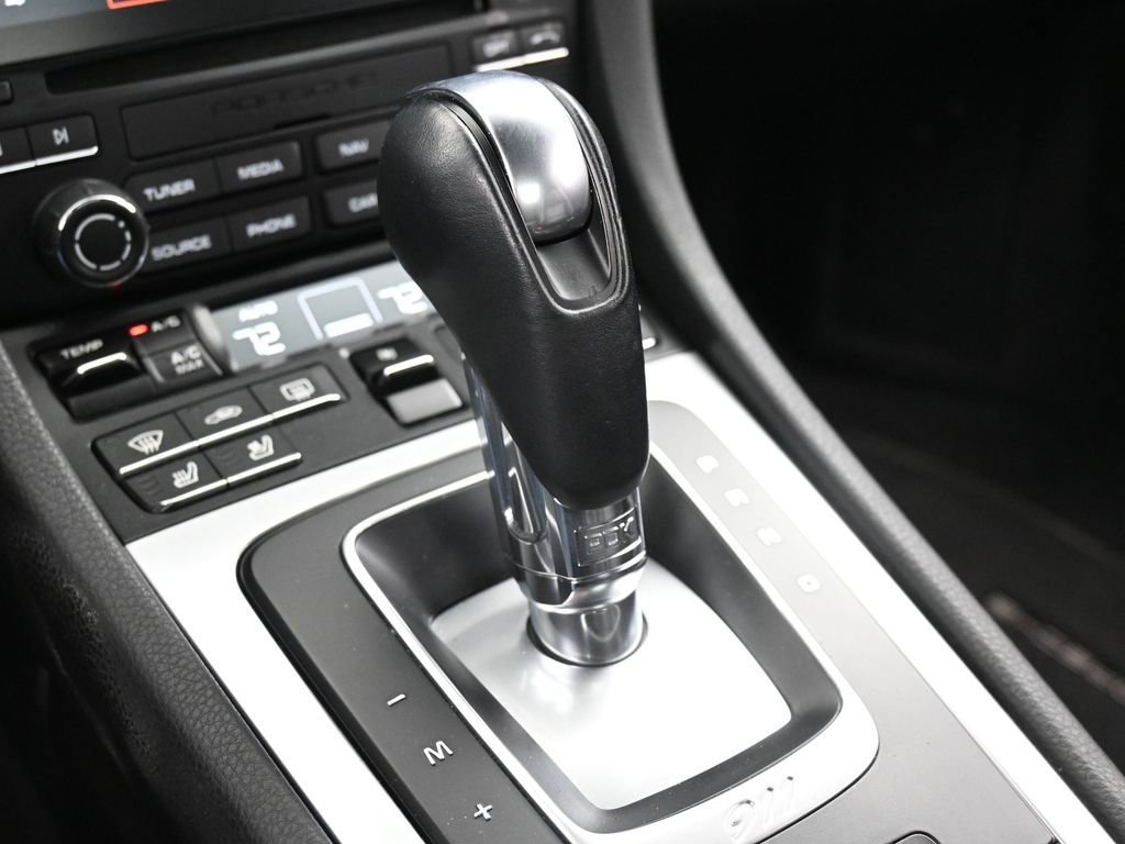 Certified 2019 Porsche 911 Targa 4 image 23