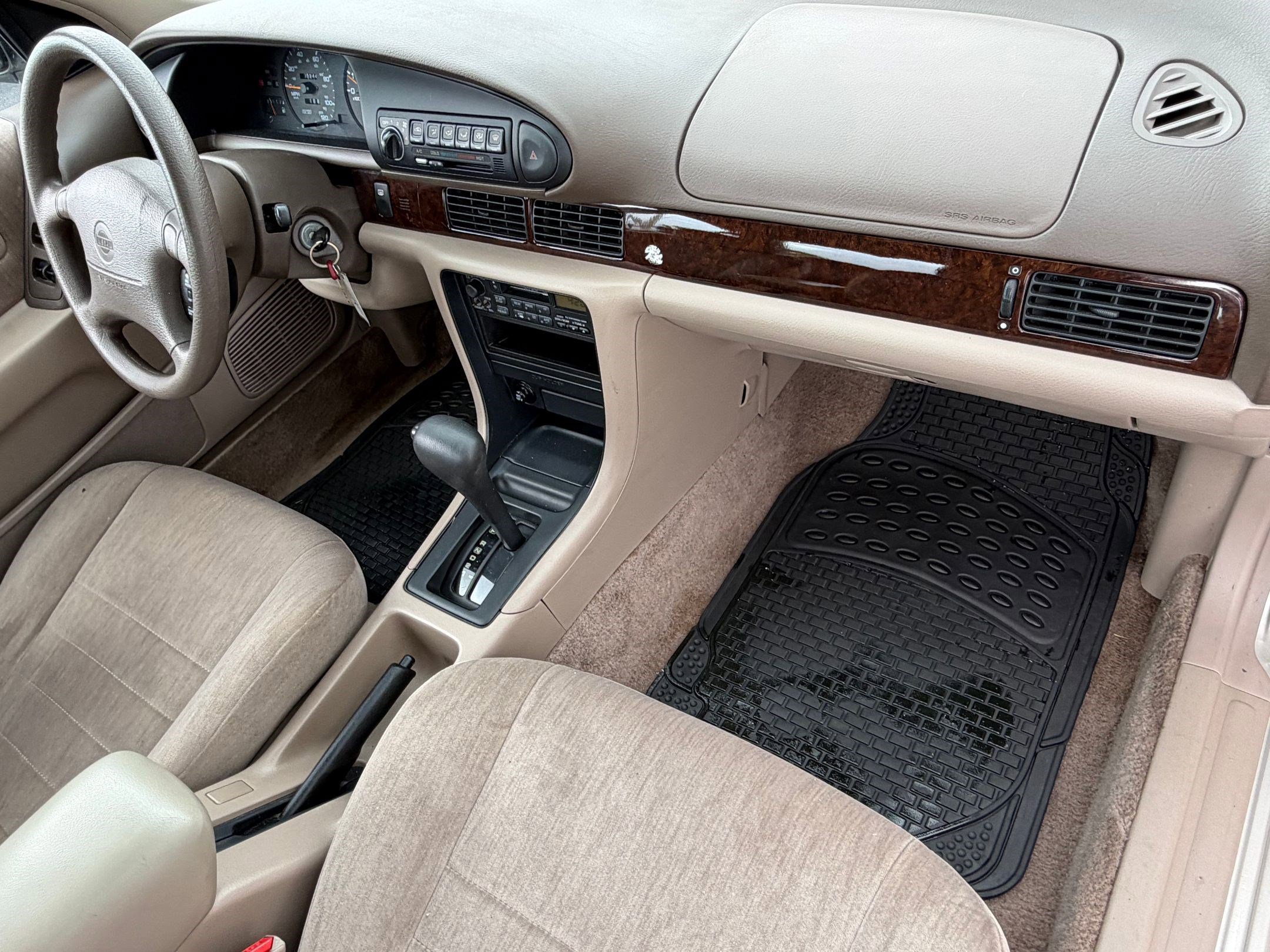 Used 1995 Nissan Altima SE image 32