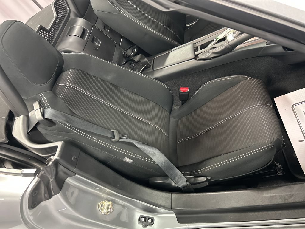 Used 2017 FIAT 124 Spider Classica RWD image 21