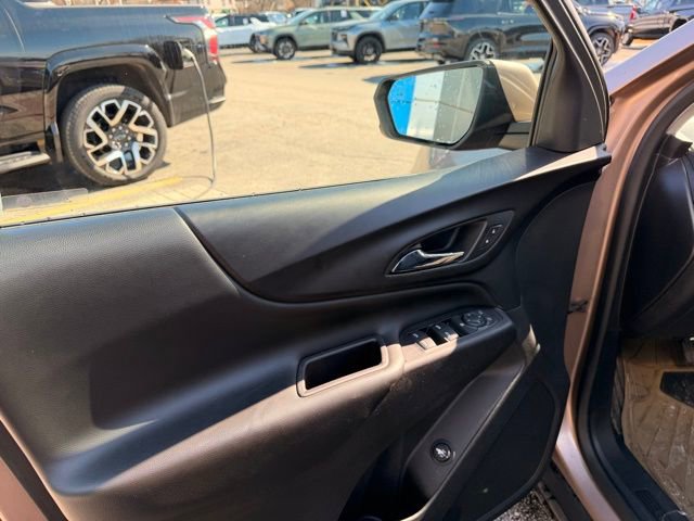 Used 2019 Chevrolet Equinox LT image 12