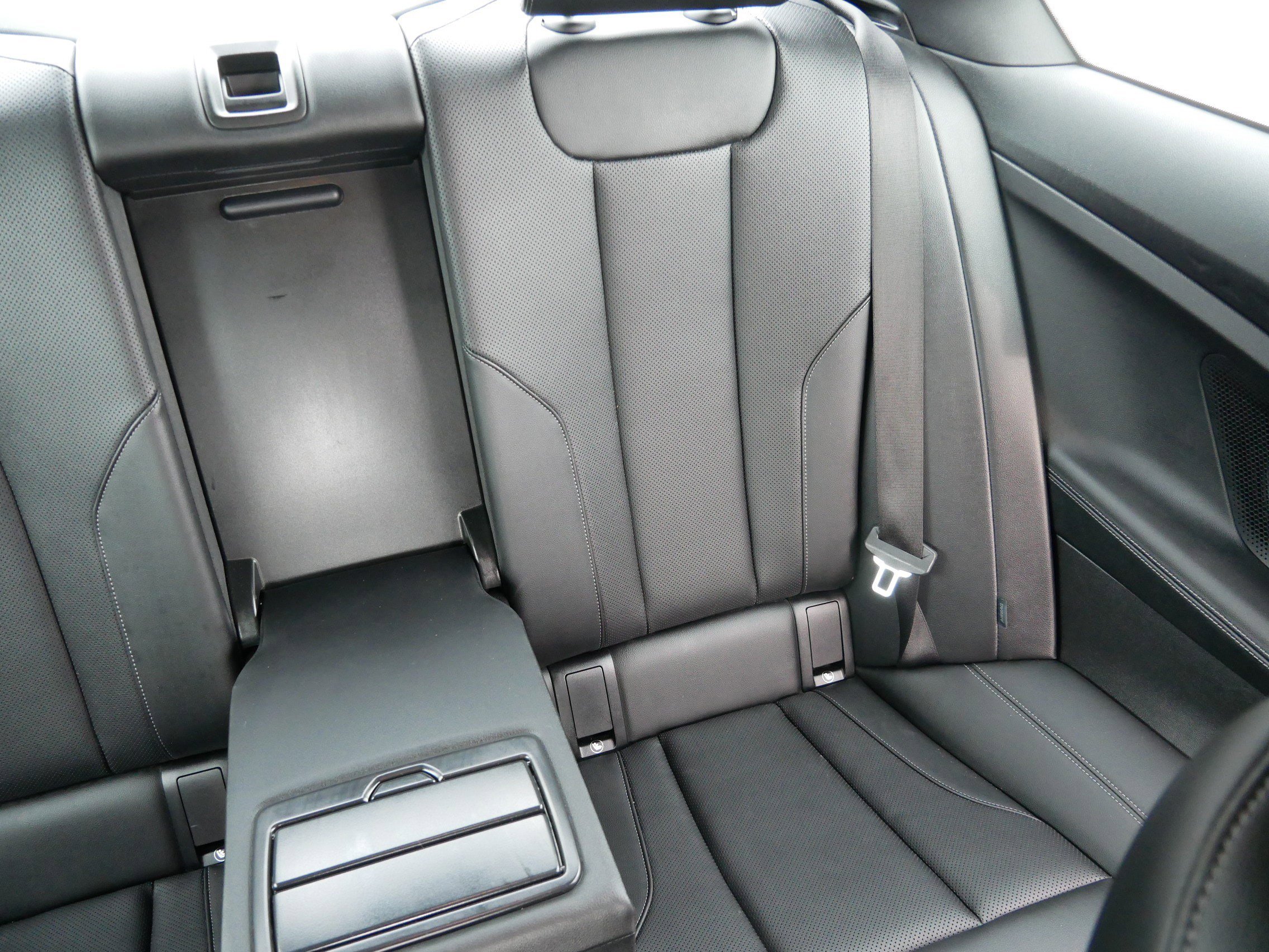 Used 2022 BMW 230i Coupe w/ Premium Package image 14