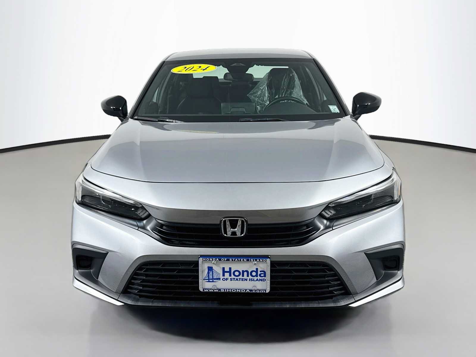 Used 2024 Honda Civic Sport image 2