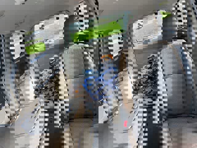 Used 2013 Volkswagen Routan S image 20