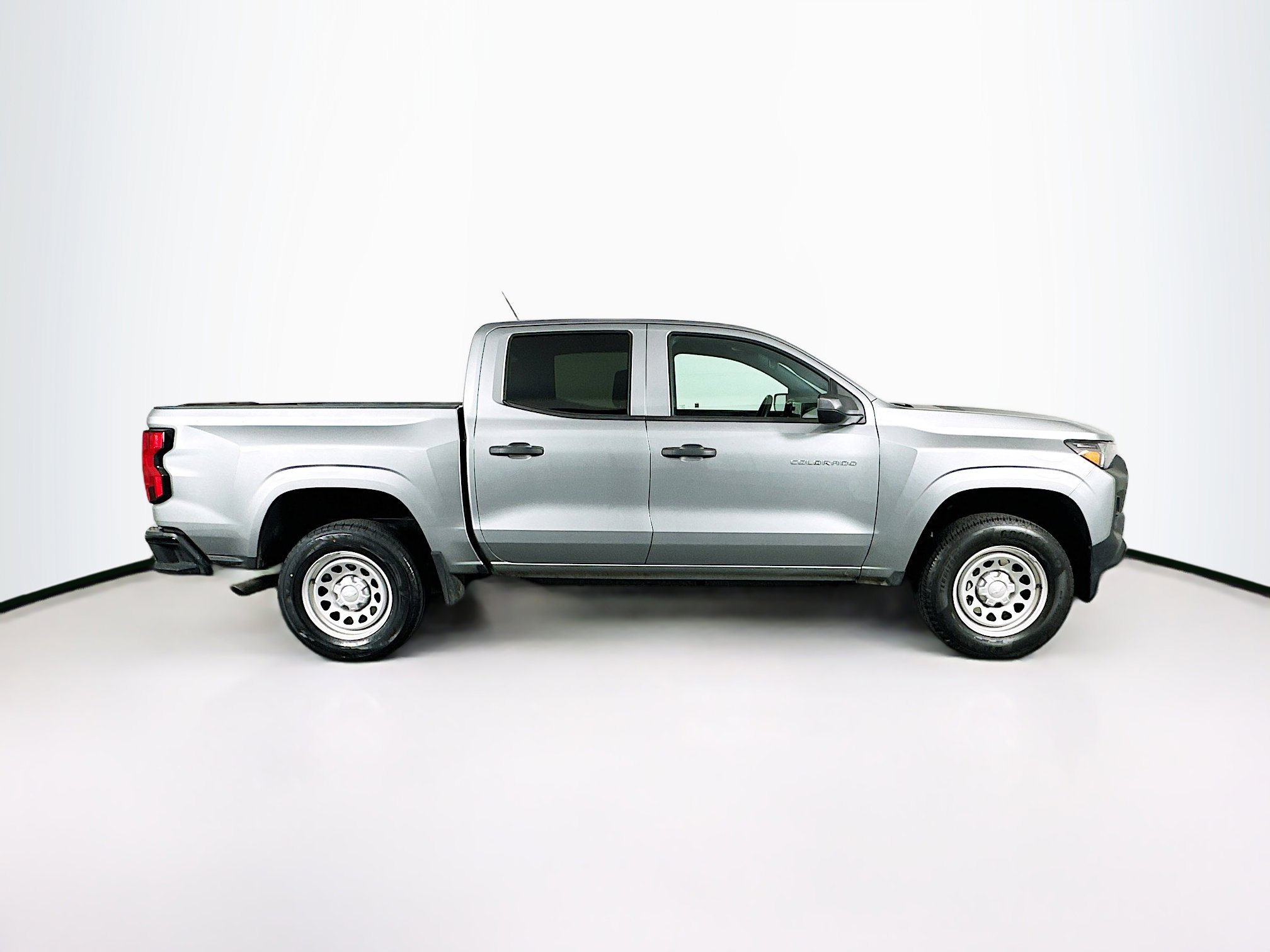 Used 2024 Chevrolet Colorado W/T image 10