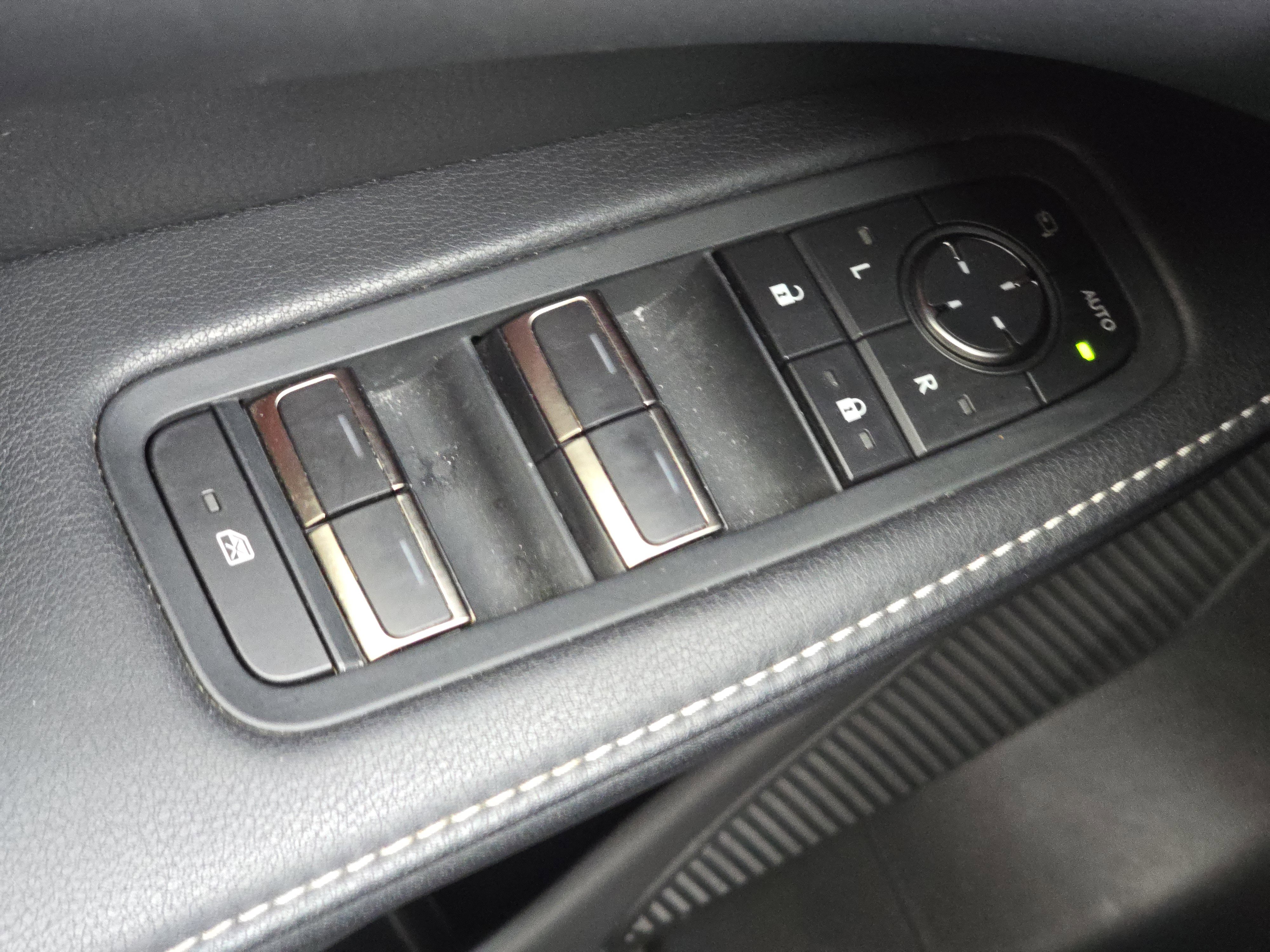 Used 2024 Lexus RX 350 image 11