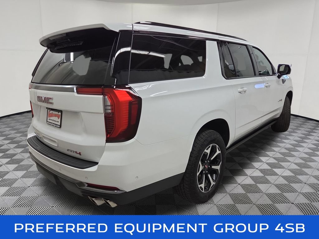 Used 2025 GMC Yukon XL AT4 w/ AT4 Premium Package AWD/4WD image 4