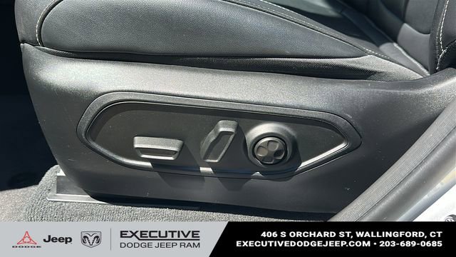 Used 2022 Jeep Grand Cherokee L Limited AWD/4WD image 10