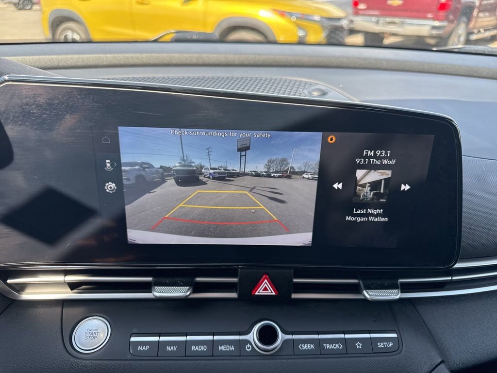 Used 2023 Hyundai Elantra SEL w/ Convenience Package image 19