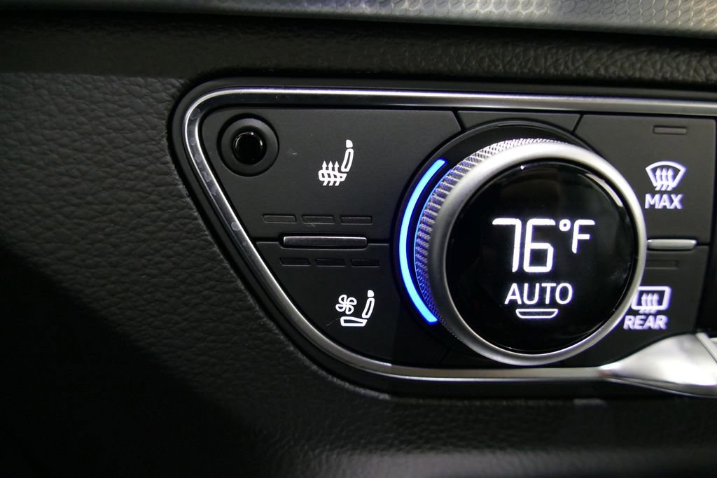 Certified 2025 Audi Q5 2.0T Premium Plus image 14