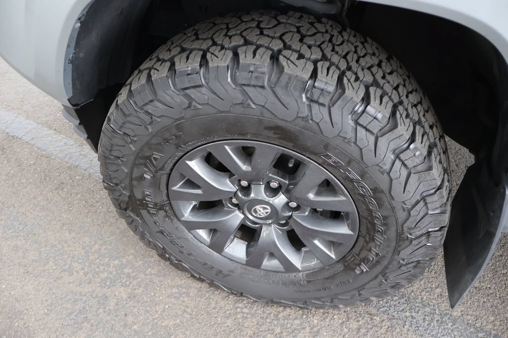 Certified 2023 Toyota Tacoma SR5 w/ Technology Package AWD/4WD image 62