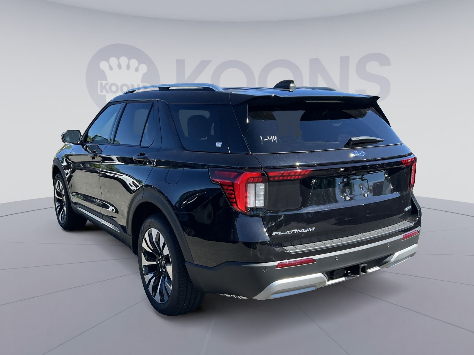 New 2026 Ford Explorer Platinum w/ LUX Leather Package AWD/4WD image 14