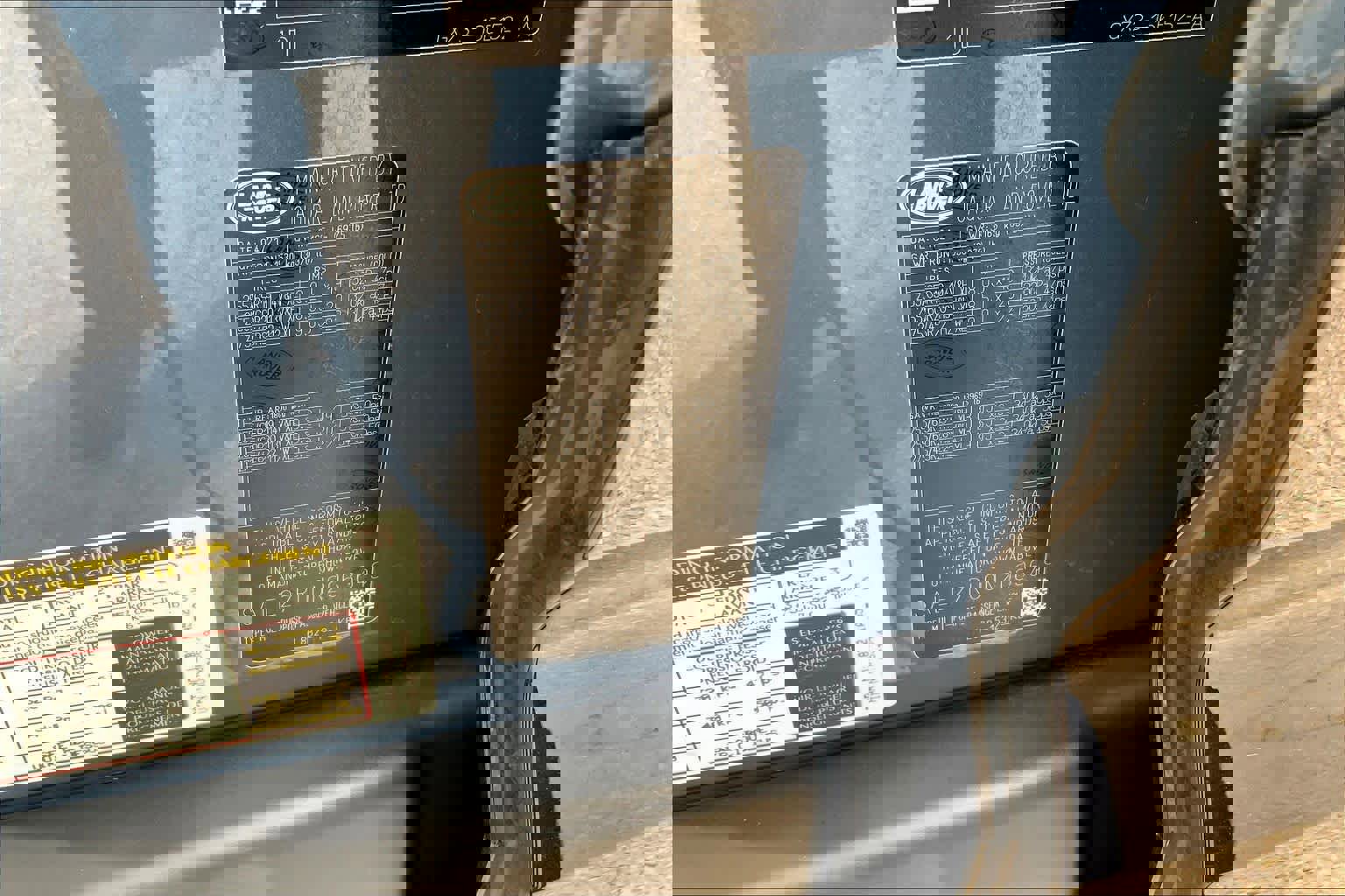 Used 2022 Land Rover Defender 110 X-Dynamic SE image 34