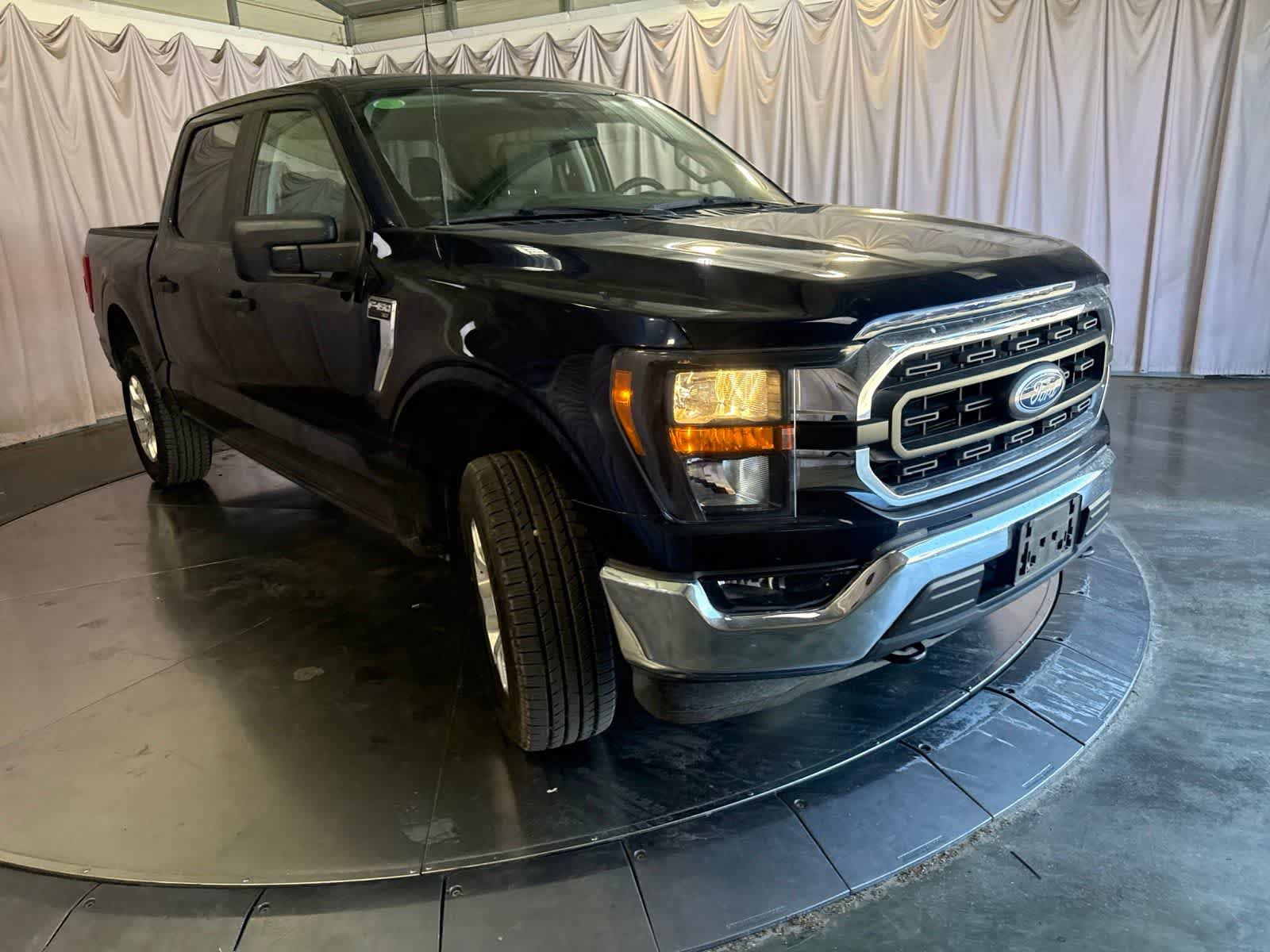 Used 2023 Ford F150 XLT AWD/4WD image 3