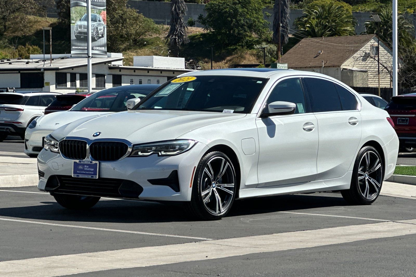 Used 2021 BMW 330e w/ Convenience Package image 7
