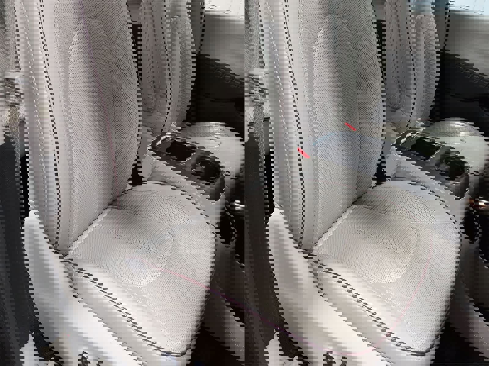 Certified 2017 Chrysler Pacifica Limited image 25