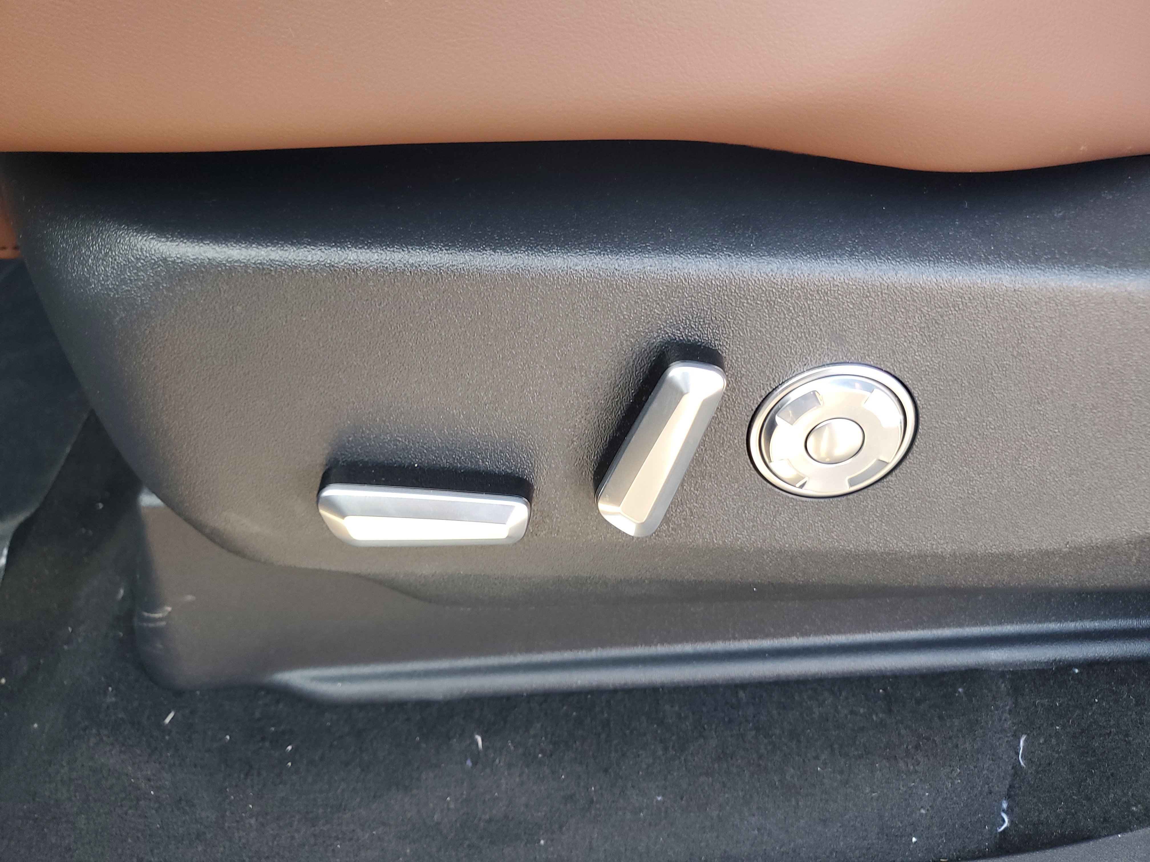 New 2026 Lincoln Navigator Reserve image 13