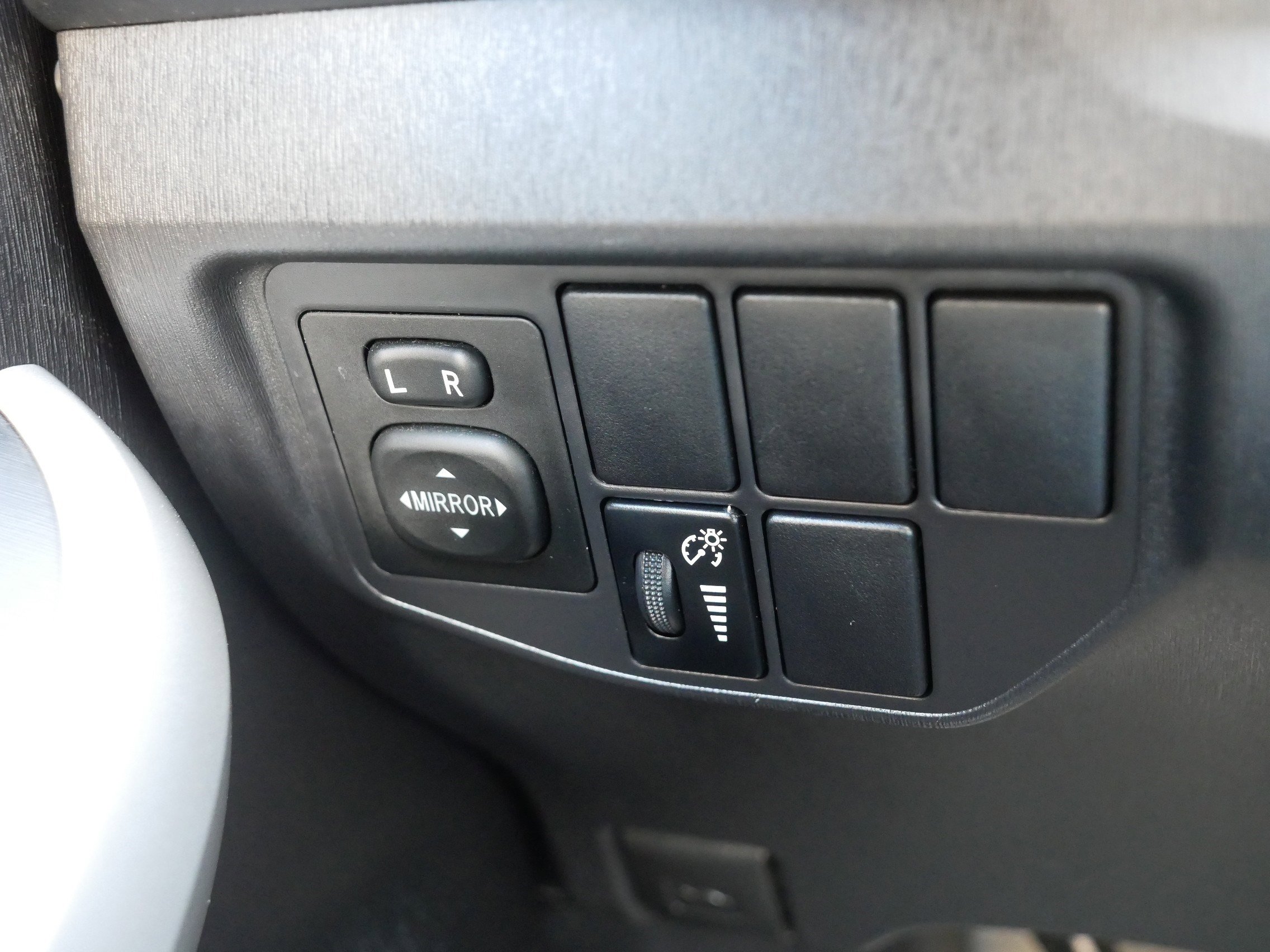 Used 2013 Toyota Prius Two image 26