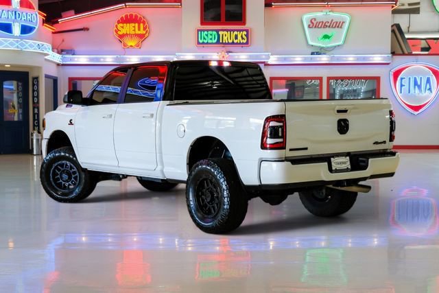 Used 2021 RAM 2500 Big Horn w/ Night Edition AWD/4WD image 4