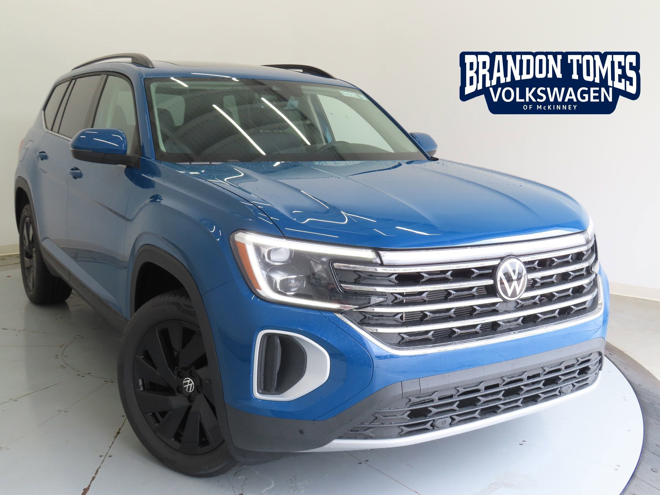 New 2025 Volkswagen Atlas SE