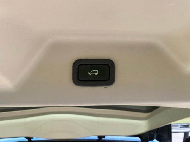 Used 2015 Land Rover Range Rover HSE image 42