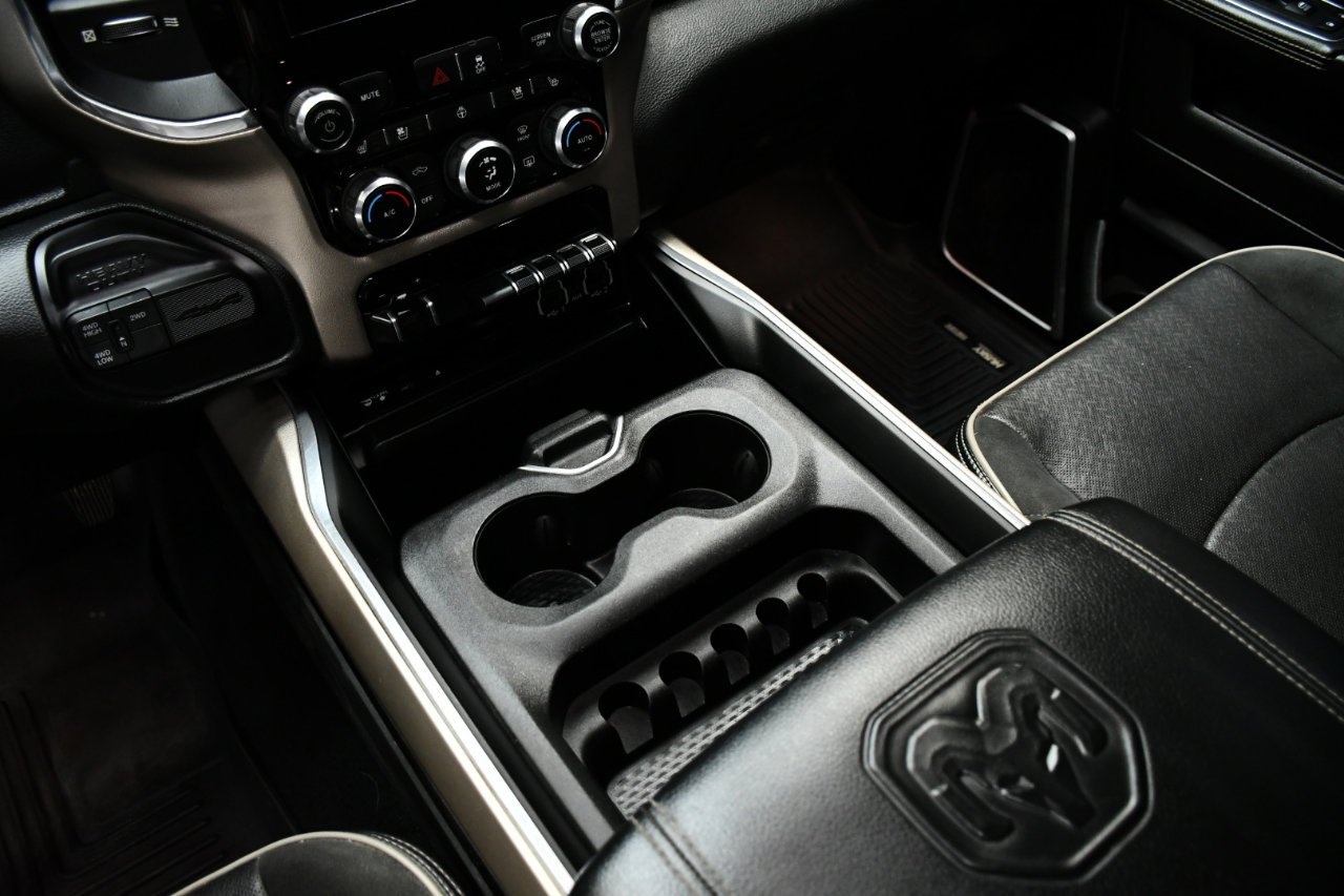 Used 2019 RAM 3500 Laramie w/ Black Appearance Package image 38