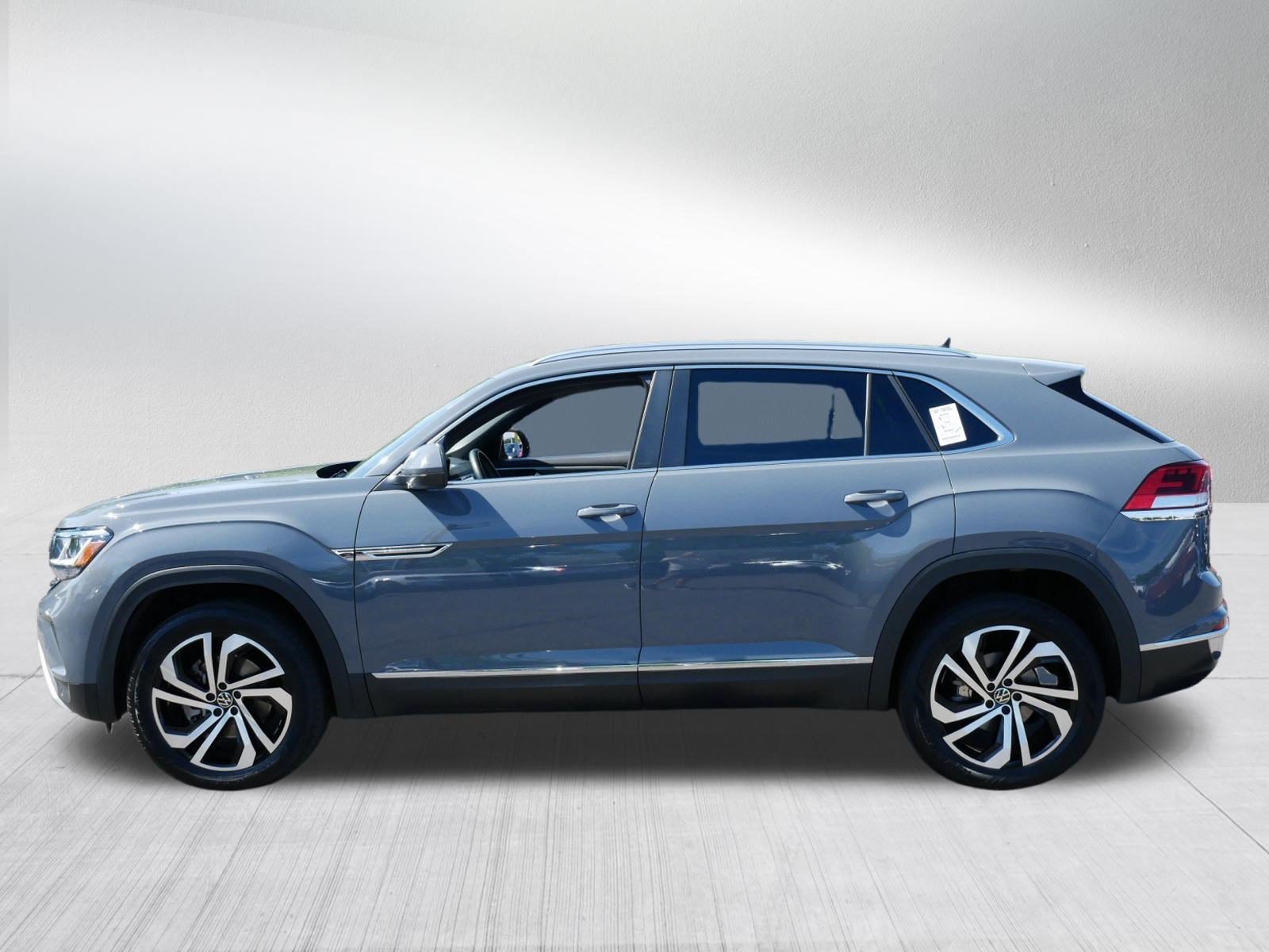 Certified 2023 Volkswagen Atlas Cross Sport SEL AWD/4WD image 4
