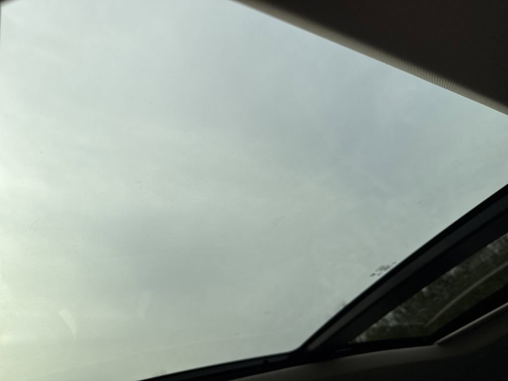 Used 2025 Lincoln Corsair Reserve w/ Equipment Group 202A image 25